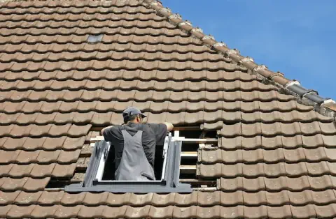 Pose de velux - Crux-la-Ville